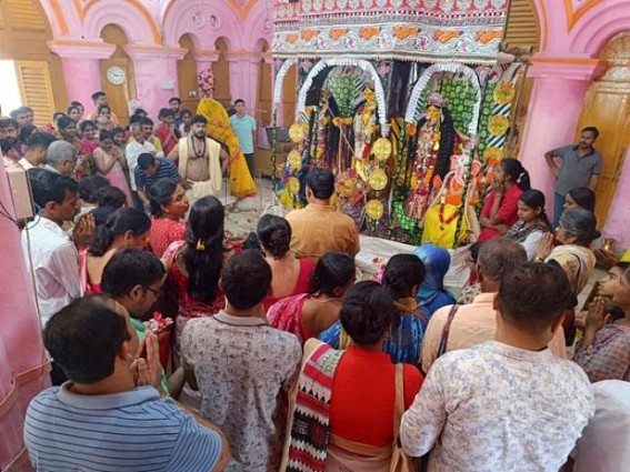 Bashanti Puja 2024 : Devotees' rushes at Agartala Durga Bari on Maha Saptami